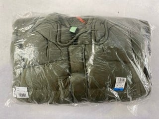 Lot 126  
            Nottingham Prem - Delivery Only 

                
RIPSTOP LONGLINE PUFFER JACKET UK 16 XL