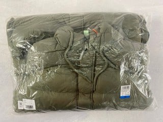 Lot 127  
            Nottingham Prem - Delivery Only 

                
RIPSTOP LONGLINE PUFFER JACKET UK 16 XL