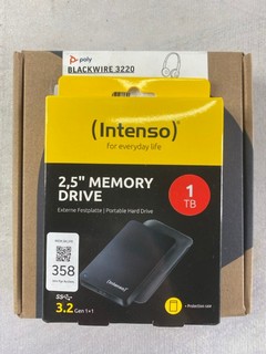 Lot 358  
            Nottingham Prem - Delivery Only 

                
2 X ITEMS TO INC INTENSO 2.5" MEMORY DRIVE