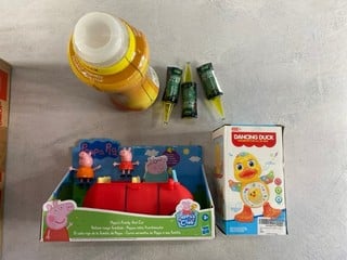 Lot 361  
            Nottingham Prem - Delivery Only 

                
BOX OF ITEMS TO INC LENOR WASHING DETORGENT