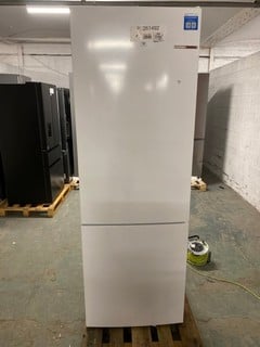 Lot 13  
            Nottingham SR3 - Delivery Or Collection 

                
1X PALLET WITH TOTAL RRP VALUE OF £853 TO INCLUDE 1X BOSCH COMBI MODEL NO KGE49AW...
