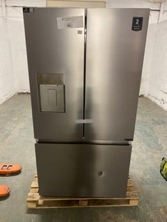 Lot 1  
            Nottingham SR3 - Delivery Or Collection 

                
1X PALLET WITH TOTAL RRP VALUE OF £1011 TO INCLUDE 1X HISENSE AMERICAN MULTI DOOR...