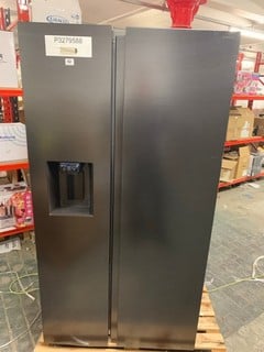 Lot 42  
            Nottingham SR3 - Delivery Or Collection 

                
1X PALLET WITH TOTAL RRP VALUE OF £1898 TO INCLUDE 1X SAMSUNG WATER & ICE MODEL N...