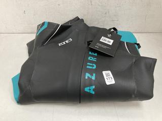 Lot 173  
            Chesterfield SR39 - Parcel Delivery Only 

                
ZONE 3 AZURE WOMENS WETSUIT SIZE M ORIGINAL RRP- £220 (LOCATION: B2R)