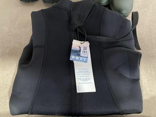 Lot 181  
            Chesterfield SR39 - Parcel Delivery Only 

                
ROXY ESSENTIAL STRETCH NEOPRENE WETSUIT IN BLACK SIZE S (LOCATION: B2R)