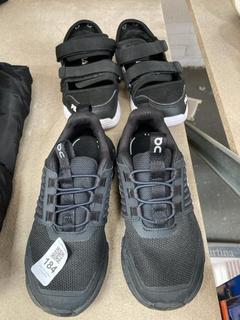 Lot 184  
            Chesterfield SR39 - Parcel Delivery Only 

                
ON CLOUD SWIFT 3 RUNNING SHOES IN ALL BLACK SIZE UK 11 TO INCLUDE FILA VELCRO SHO...