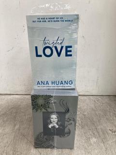 Lot 199  
            Chesterfield SR39 - Parcel Delivery Only 

                
5 X SARAH J MAAS BOOKS TO INCLUDE 4 X ANNA HUANG BOOKS (LOCATION: B3R)