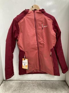 Lot 224  
            Chesterfield SR39 - Parcel Delivery Only 

                
REGATTA OUTDOORS WATERPROOF COAT IN PINK SIZE UK 10 (LOCATION: B3R)