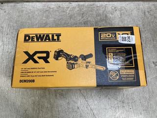 Lot 236  
            Chesterfield SR39 - Parcel Delivery Only 

                
DEWALT 18" BANDFILE (TOOL ONLY) MODEL: DCM200B (LOCATION: B3R)