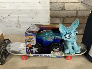 Lot 256  
            Chesterfield SR39 - Parcel Delivery Only 

                
3 X ASSORTED ITEMS TO INCLUDE HOT WHEELS MONSTER TRUCK POWER SMASHER (LOCATION: B3R)