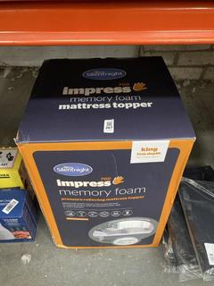 Lot 267  
            Chesterfield SR39 - Parcel Delivery Only 

                
SILENT NIGHT 700 IMPRESS MEMORY FOAM PRESSURE RELIEVING MATTRESS TOPPER KING SIZE...