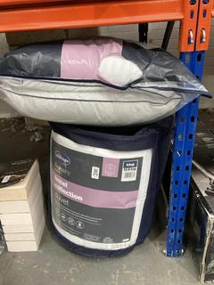Lot 270  
            Chesterfield SR39 - Parcel Delivery Only 

                
SILENTNIGHT LUXRY COLLECTION KING DUVET 13.5 TOG TO INCLUDE SILENT NIGHT PILLOWS ...