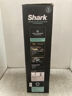 Lot 301  
            Chesterfield SR39 - Parcel Delivery Only 

                
SHARK STRATOS CORDLESS STICK VACUUM CLEANER ORIGINAL RRP- £249 (LOCATION: B4R)