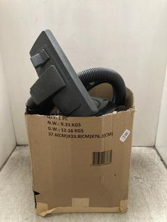 Lot 311  
            Chesterfield SR39 - Parcel Delivery Only 

                
NUMATIC HENRY VACUUM CLEANER- RED (LOCATION: B4R)