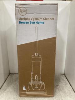 Lot 317  
            Chesterfield SR39 - Parcel Delivery Only 

                
HOOVER UPRIGHT VACUUM CLEANER BREEZE EVO HOME (LOCATION: B5R)