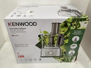 Lot 361  
            Chesterfield SR39 - Parcel Delivery Only 

                
KENWOOD MULTIPRO EXPRESS ALL-IN-1 SYSTEM FOOD PROCESSOR MODEL: FDP65.180SI (LOCAT...