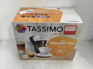 Lot 370  
            Chesterfield SR39 - Parcel Delivery Only 

                
TASSIMO STYLE COFFEE MACHINE (LOCATION: B6R)
