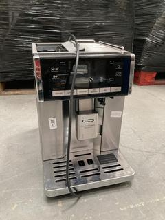 Lot 37  
            Chesterfield SR39 - Parcel Delivery Only 

                
DELONGHI PRIMA DONNA EXCLUSIVE COFFEE MACHINE: ESAM6900.M (LOCATION: B1R)