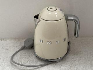 Lot 380  
            Chesterfield SR39 - Parcel Delivery Only 

                
SMEG KETTLE IN WHITE ORIGINAL RRP- £149 (LOCATION: B5R)