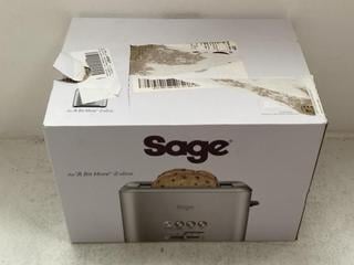 Lot 382  
            Chesterfield SR39 - Parcel Delivery Only 

                
SAGE 2 SLICE TOASTER IN SILVER (LOCATION: B6R)