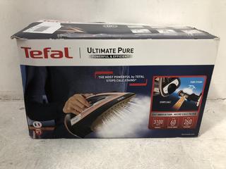 Lot 433  
            Chesterfield SR39 - Parcel Delivery Only 

                
BOSCH KETTLE IN SILVER TO INCLUDE TEFAL ULTIMATE PURE IRON (LOCATION: B6R)