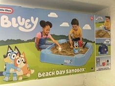 Lot 149  
            BIRMINGHAM SR111 - PARCEL DELIVERY ONLY 

                
LITTLE TIKES BLUEY BEACH DAY SANDBOX.