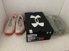 Lot 199  
            BIRMINGHAM SR111 - PARCEL DELIVERY ONLY 

                
3 X ASSORTED SHOES TO INCLUDE UNDER ARMOUR SIZE 10.