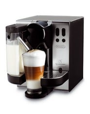 Lot 215  
            BIRMINGHAM SR111 - PARCEL DELIVERY ONLY 

                
NESPRESSO LATTISSIMA BY DE'LONGHI EN680, SATIN CHROME.
