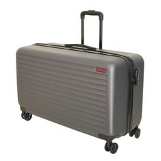 Lot 250  
            BIRMINGHAM SR111 - PARCEL DELIVERY ONLY 

                
SEW EASY SEWING MACHINE CASE – 5KG HARDSHELL SUITCASE, ROLLING SEWING MACHINE TRO...