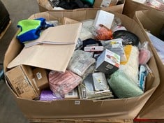 Lot 131  
            Edinburgh SR22 - Delivery Or Collection 

                
PALLET OF GENERAL GOODS TO INCLUDE PIONEER HIB-1000/G VACUUM INSULATED LUNCH BOX,...