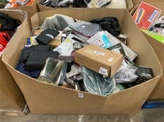 Lot 137  
            Edinburgh SR22 - Delivery Or Collection 

                
PALLET OF GENERAL GOODS TO INCLUDE HENRY DESK VACUUM: LOCATION - ROW 1(COLLECTION...