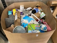 Lot 193  
            Edinburgh SR22 - Delivery Or Collection 

                
PALLET OF GENERAL GOODS TO INCLUDE SMASH MICROWAVE SAFE STAINLESS STEEL LUNCH/SAN...