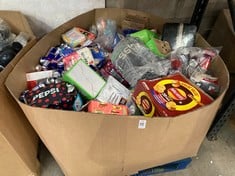 Lot 196  
            Edinburgh SR22 - Delivery Or Collection 

                
PALLET OF FOOD & DRINK TO INCLUDE WALKERS MEATY VARIETY MULTIPACK CRISPS BOX 20X2...