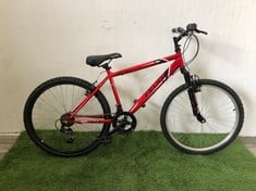 Lot 49  
            Edinburgh SR22 - Delivery Or Collection 

                
APOLLO FEUD MOUNTAIN BIKE, 17" FRAME, 26" WHEELS, 15 SPEED GRIP SHIFT GEARS:: LOC...
