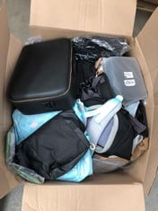 Lot 58  
            Edinburgh SR22 - Delivery Or Collection 

                
QUANTITY OF BAGS TO INCLUDE TAYGEER BLACK BACKPACK: LOCATION - LEFT RACK(COLLECTI...