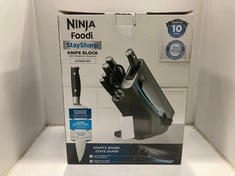 Lot 2  
            Edinburgh SR22 - Collection Only 

                
NINJA FOODI STAYSHARP KNIFE BLOCK WITH INTEGRATED SHARPENER; 5 KNIVES STAINLESS S...