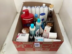 Lot 53  
            Edinburgh SR22 - Collection Only 

                
QUANTITY OF HEALTH & BEAUTY ITEMS TO INCLUDE SANCTUARY SPA RUBY OUD COFFEE SCRUB,...