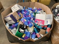 Lot 59  
            Edinburgh SR22 - Collection Only 

                
PALLET OF LIQUIDS TO INCLUDE ASEVI CLEANING FLOOR LIQUID CONCENTRATED – POWERFUL ...