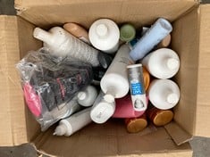 Lot 64  
            Edinburgh SR22 - Collection Only 

                
QUANTITY OF HEALTH & BEAUTY ITEMS TO INCLUDE SALT OF THE EARTH - NATURAL DEODORAN...