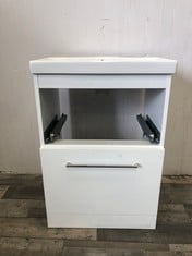 Lot 69  
            Edinburgh SR22 - Collection Only 

                
ASPECT 600 FM BATHROOM UNIT - COLLECTION ONLY - LOCATION BOOTH