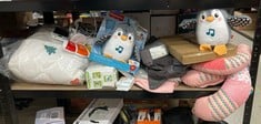 Lot 105  
            Edinburgh SR34 - Delivery Only 

                
QUANTITY OF BABY & TODDLER ITEMS TO INCLUDE FISHER-PRICE BABY TUMMY TIME TOY FLAP...