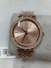 Lot 175  
            Edinburgh SR34 - Delivery Only 

                
MICHAEL KORS LADIES ROSE WATCH MODEL MK-3192 : LOCATION - B