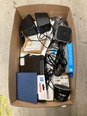 Lot 242  
            Edinburgh SR34 - Delivery Only 

                
QUANTITY OF TECH & GAMING ITEMS TO INCLUDE HAMA CD/DVD BINDER: LOCATION - C