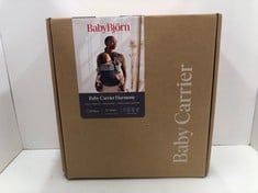 Lot 325  
            Edinburgh SR34 - Delivery Only 

                
BABYBJÖRN BABY CARRIER HARMONY, 3D MESH, ANTHRACITE.: LOCATION - E