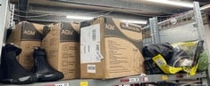Lot 343  
            Edinburgh SR34 - Delivery Only 

                
QUANTITY OF SPORTS & EXERCISE ITEMS TO INCLUDE AGM MINI EXERCISE BIKE PEDAL SIT D...