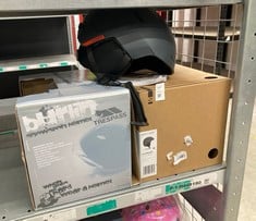 Lot 347  
            Edinburgh SR34 - Delivery Only 

                
QUANTITY OF SPORTS & EXERCISE ITEMS TO INCLUDE SALOMON PIONEER LT HELMET MEN'S SK...