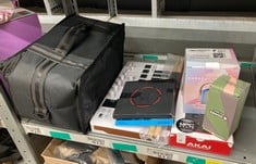 Lot 360  
            Edinburgh SR34 - Delivery Only 

                
QUANTITY OF TECH & GAMING ITEMS TO INCLUDE DONNER OCTAVE GUITAR PEDAL, HARMONIC S...