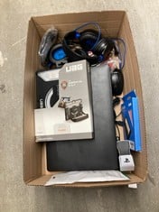 Lot 382  
            Edinburgh SR34 - Delivery Only 

                
QUANTITY OF TECH & GAMING ITEMS TO INCLUDE KINDLE CASE, THIN AND LIGHTWEIGHT, FOL...