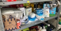 Lot 393  
            Edinburgh SR34 - Delivery Only 

                
QUANTITY OF BABY & TODDLER ITEMS TO INCLUDE TOMMEE TIPPEE IN BATH DIGITAL THERMOM...