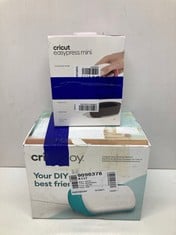 Lot 451  
            Edinburgh SR34 - Delivery Only 

                
CRICUT EASYPRESS MINI | COMPACT HEAT PRESS FOR IRON ON VINYL (HTV), INFUSIBLE INK...